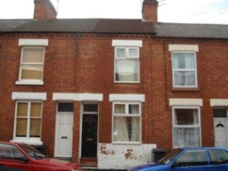 2 BEDROOM HOUSE FOR SALE