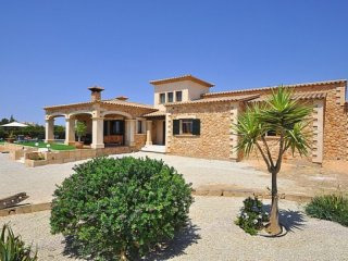 Natural Stone House Near To The Center