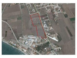 Plot of Land for Building - For Sale -..