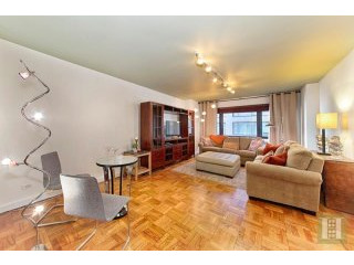 1 bedroom Apartment For Sale: 200..