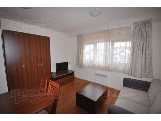 Flat With Many Amenities, Set 400..