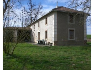 Renovated Gascon country farmhouse near..