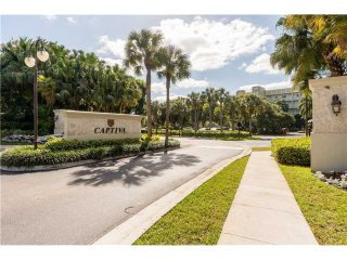 2 bedroom Flat For Sale: 10700 NW 66th..