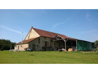 Withour neighbours nice renovated farm..