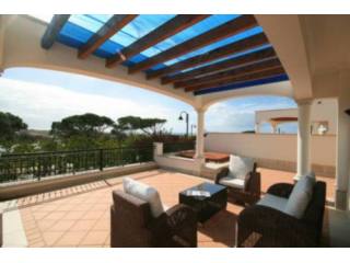 Apartment For Sale in Vale de Lobo