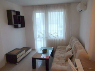 Furnished 1-bedroom apartment with POOL..