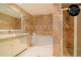 T1 Lisbon Apartment with Elevator for..