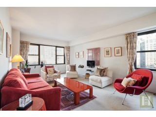 2 bedroom Apartment For Sale: 305 EAST..