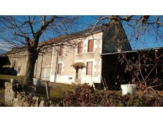 NO NEIGHBOUR, ON 5 HECT. attached, old..