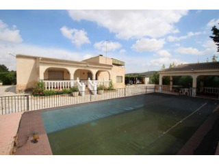 7 bedroom villa in Yecla (Ref. PV2564)
