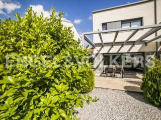 Practically new! Can Jalpi.Arenys de..