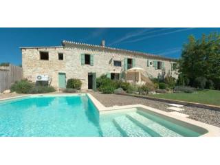 5 Bedroom Farm House For Sale