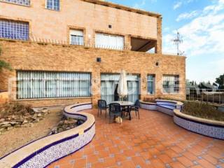 Beautiful villa in an exclusive area