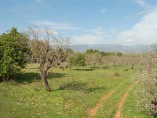 Building plot with lovely views in..