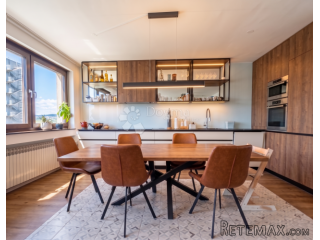 STAN TRNJE CENTAR 132,67 m2