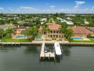 5 bedroom Residence For Sale: North..