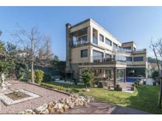 8 bedroom Detached House For Sale:..
