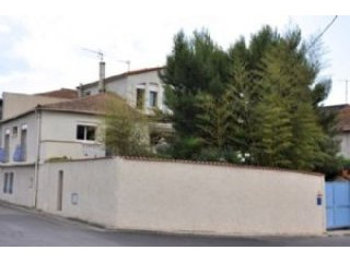 Jolie maison, entierement modernisee..