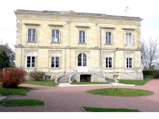 4 bedroom Manor House For Sale: 86200..