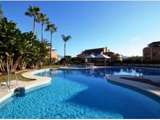 Apartment for sale in Nueva Andalucia..