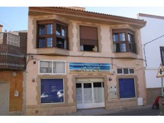 3 Bedroom First Floor Apartment In El..