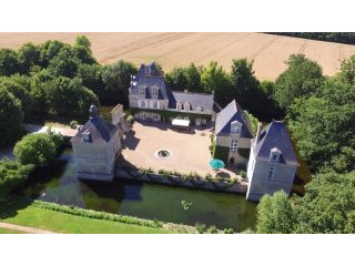 16th Century Moated Chateau