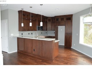 1955 34TH ST, Washougal, Washington WA..