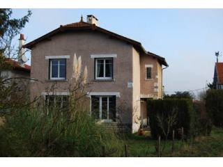 3-bed townhouse with gite - walking..