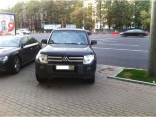 Mitsubishi Pajero IV