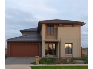 Live By The Sea - Charming Four Bedroom..