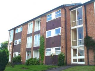 2 Bedrooms - Flat - Coleshill - For Rent