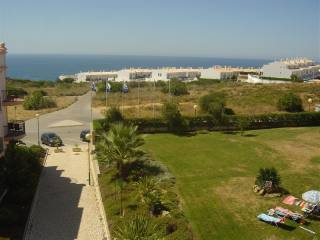 1 bedroom top floor apartment, Praia da..