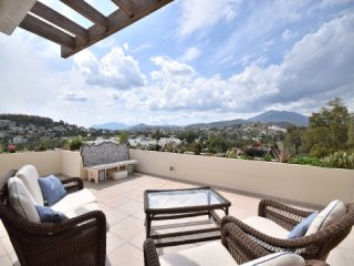 2 Bedroom Apartment For Sale Situated..