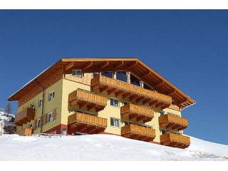 Ski In Ski OUT - Apartment DIRECTLY on..