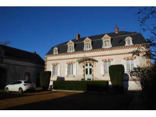 5 bedroom House For Sale: 28000 CHARTRES