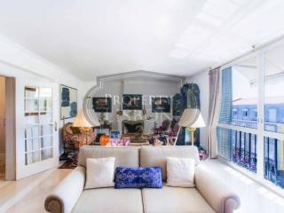 T3 Duplex Lisbon Apartment with Amazing..