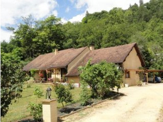 Beautiful Traditional House With A Gite