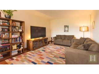 2 bedroom Apartment For Sale: 3777..