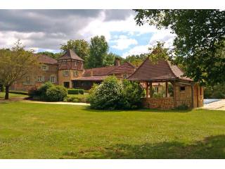 Enchanting, High Quality Stone Country..