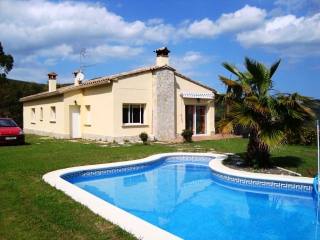 3 Bedrooms - Villa - Girona - For Sale