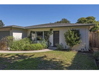 3 bedroom House For Sale: 1166..
