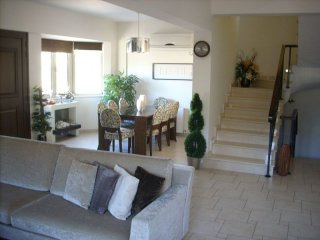 Excellent Corner 4 bedroom detached..