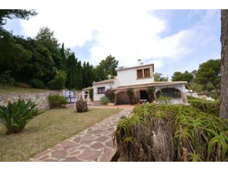 V1533 - Traditional Villa With Sea..