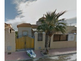 2 Bedrooms - Villa - Alicante - For Sale