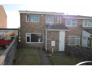 3 bedroom, End Of Terrace House house..