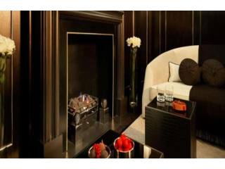 4 bed flat to rent in Park Lane, Mayfair