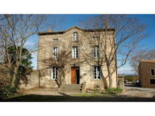 Enchanting 7 Bed Mansion Near..
