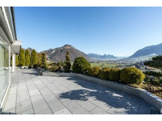 TERRACED APARTMENT WITH ENVIABLE..