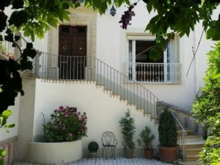 Maison De Maitre With Servant's House..