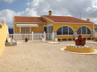 4 Bedrooms - Villa - Murcia - For Sale